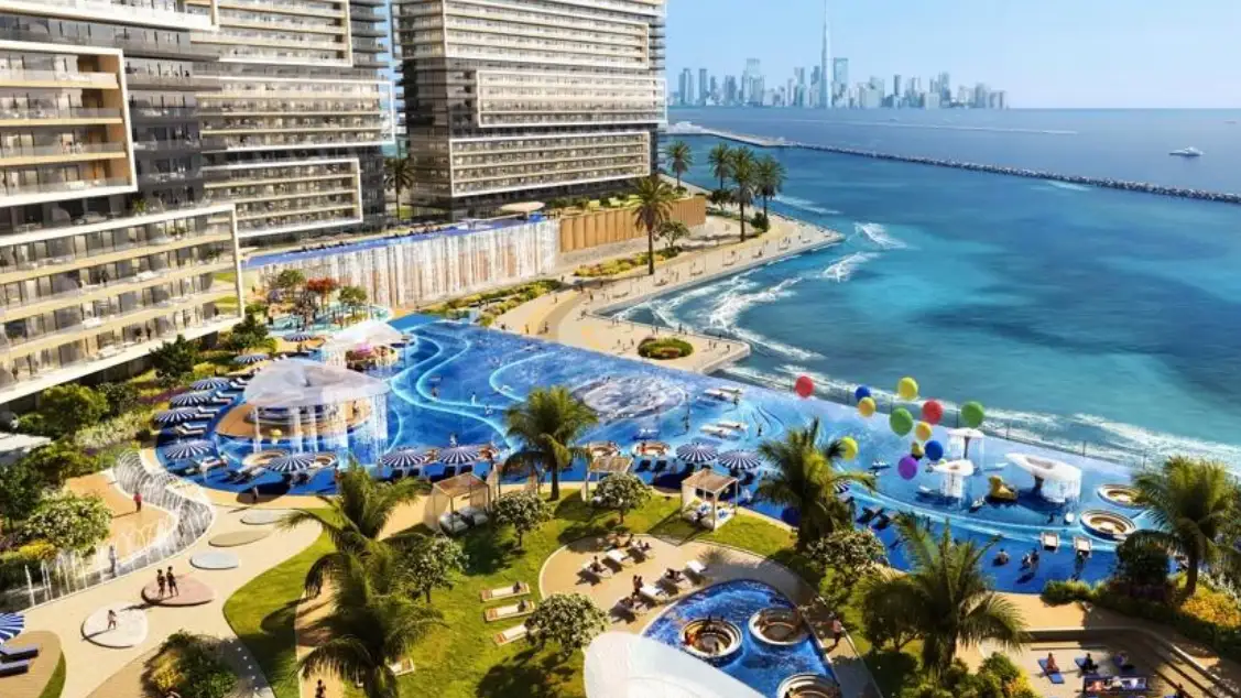 INFINITY BEACH POOL